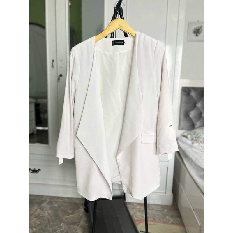 Blazer Wanita The Executive