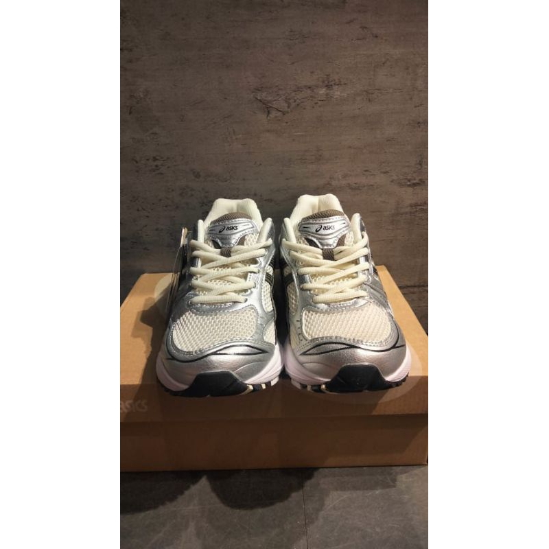 sepatu asics kayano 14