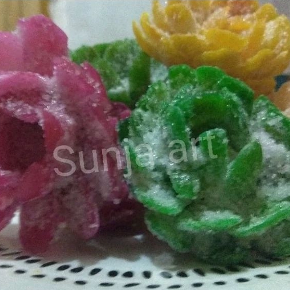 

Buah pala/manisan kering buah pala 200grm
