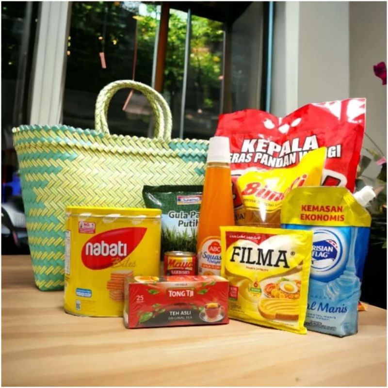 

Paket sembako paket lebaran paket berbagi tas anyaman