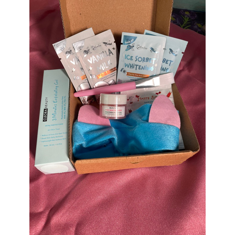 HAMPERS SKINCARE GLOWING/KADO SKINCARE CEWEK/KADO ULANG TAHUN