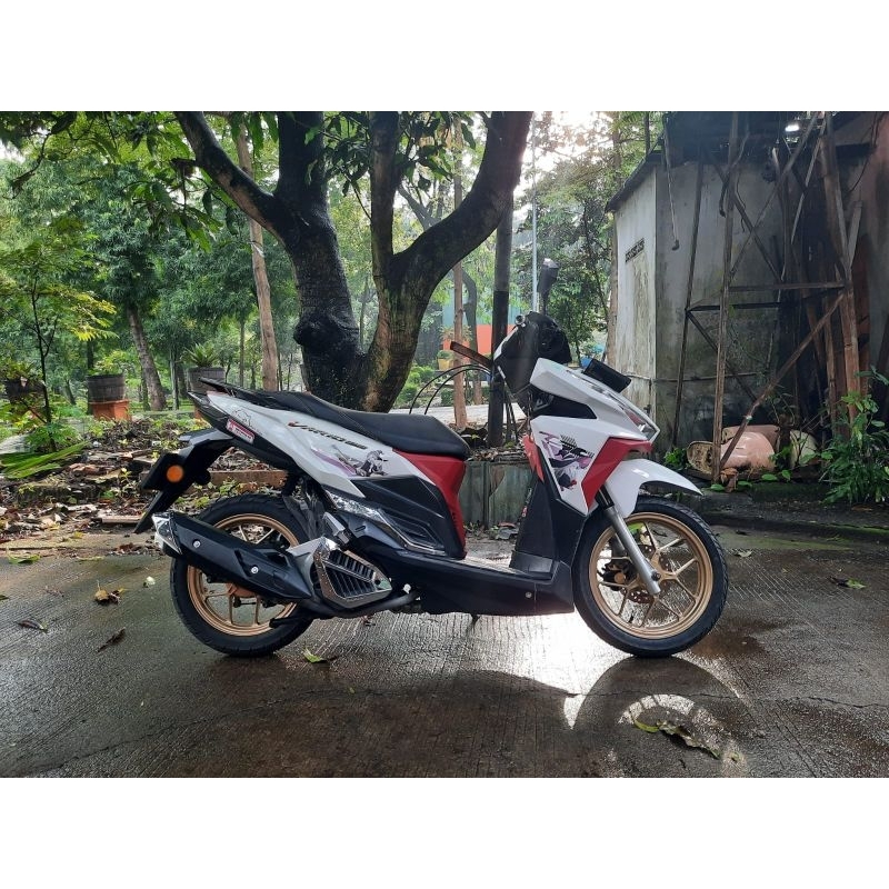Striping Sticker Transparan Honda Vario Led Old 125/150 Desaign Terbaru Anime the journey of Elaina