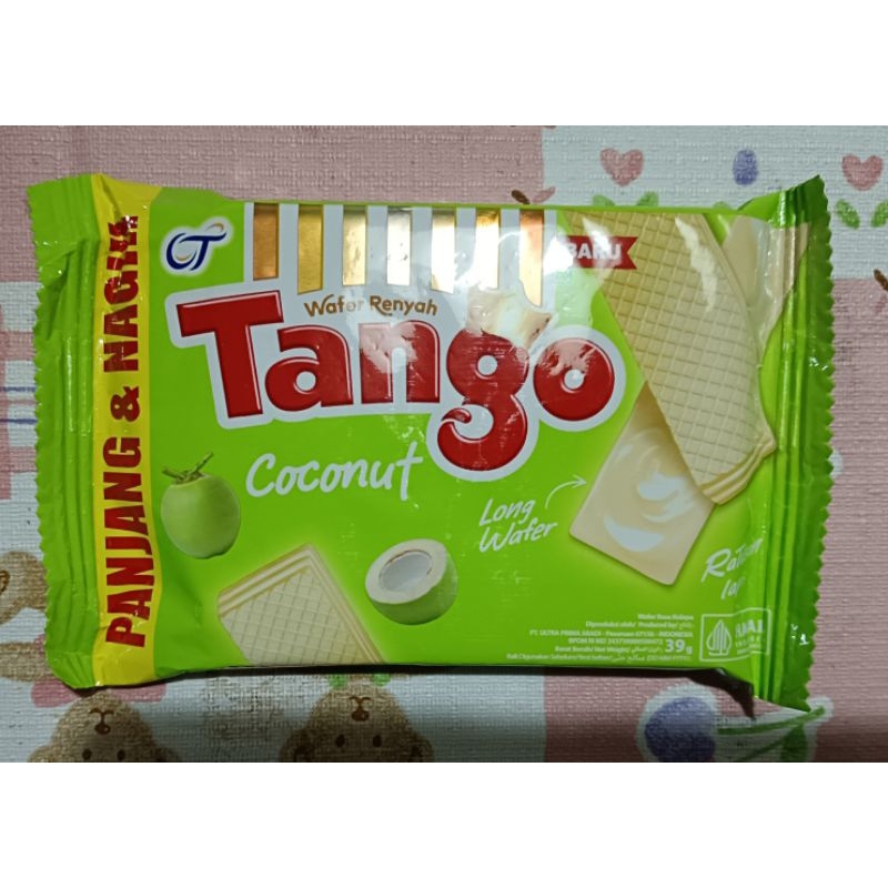 

Cemilan - Tango Wafer Coconut 39gr 1pcs