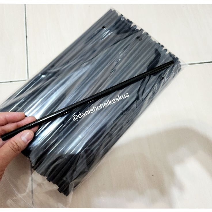 

Free Shipping PER KILO REFILL LEM BAKAR HITAM GLUE GUN UKURAN KECIL PANJANG 27cm