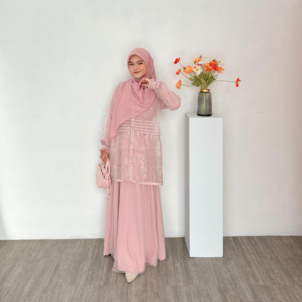 Naya Outer House of Amee