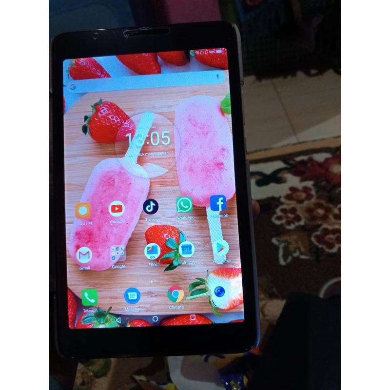 Tablet Advan G-tab 8001 Ram 3/32gb dual Sim 4G