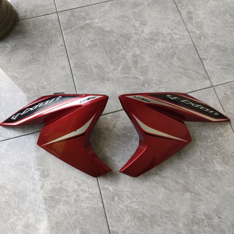 sayap tengki Yamaha Vixion new nvl original