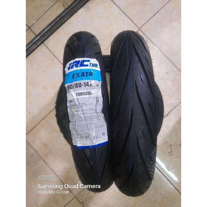 Ban Luar Tubeless Irc 90/80-14 EXATO