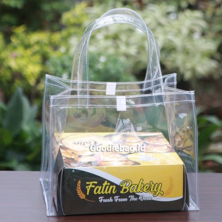 

Tas Mika Transparan P25xL20xT20 Goodie Bag Hampers Bening Transparan Kotak Kue
