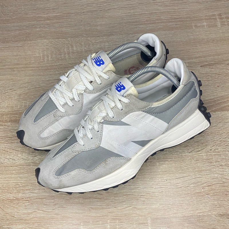SEPATU SECOND N€W BAL4NC€ 327 GREY WHITE