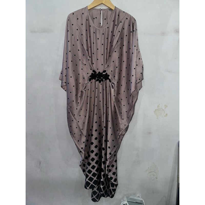 kaftan bahan satin silk boutique