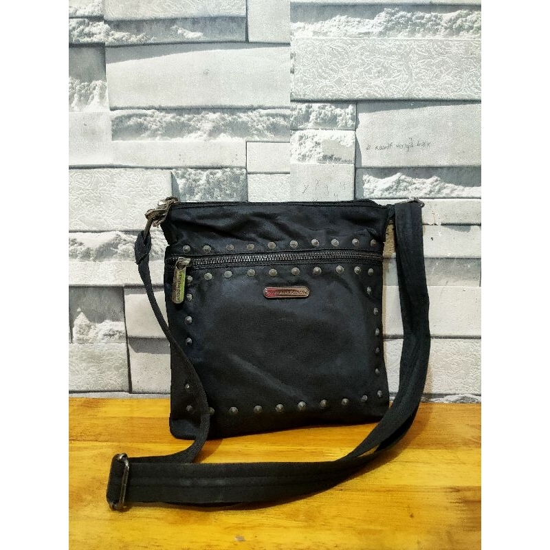 Victoria secret bag preloved