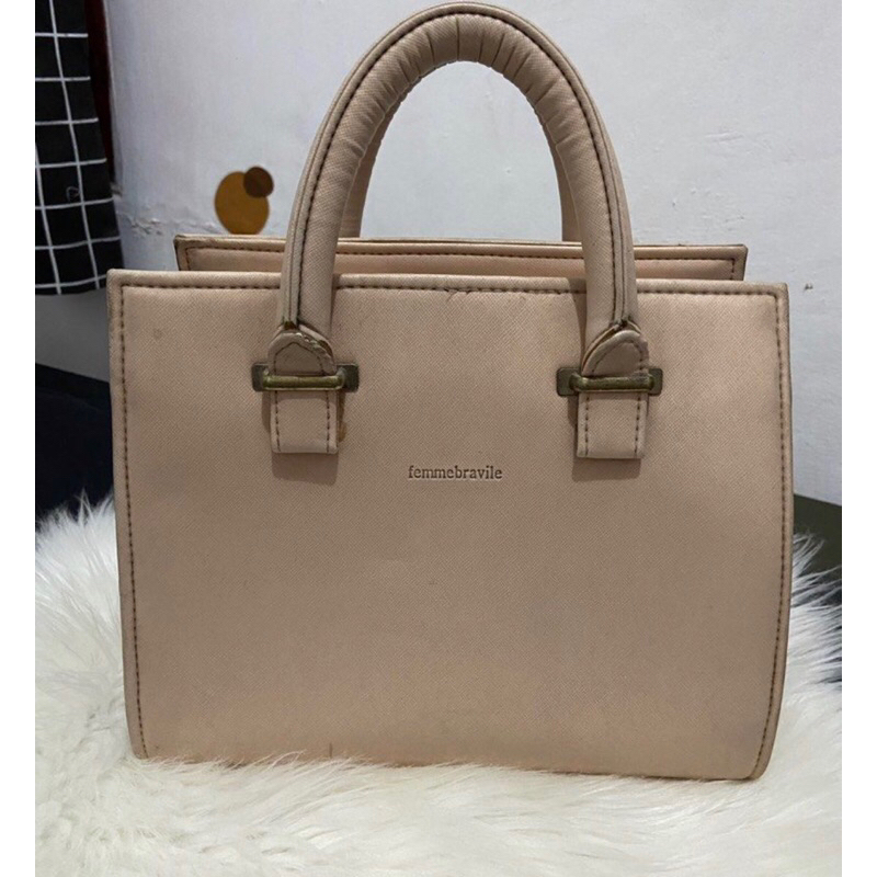 preloved tas handbag dan selempang femmebravile
