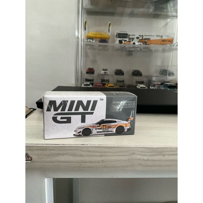 MINI GT R35 v2 LBWK FORMULA DRIFT SEALED