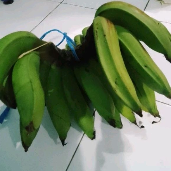 

buah pisang matang 1kg bahan pisang goreng