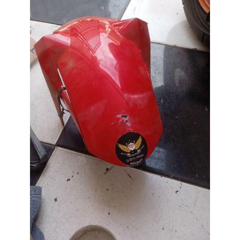 Spakbor depan CB 150 R original seken