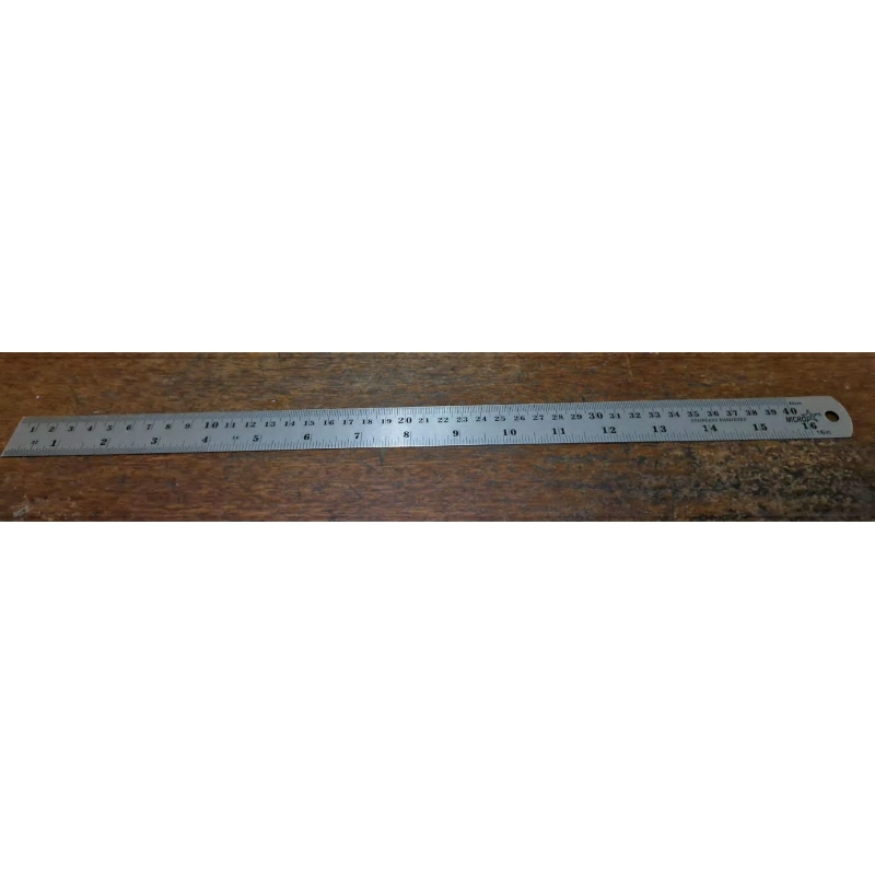 

MISTAR BESI 40 CM / PENGGARIS BESI 40 CM MS