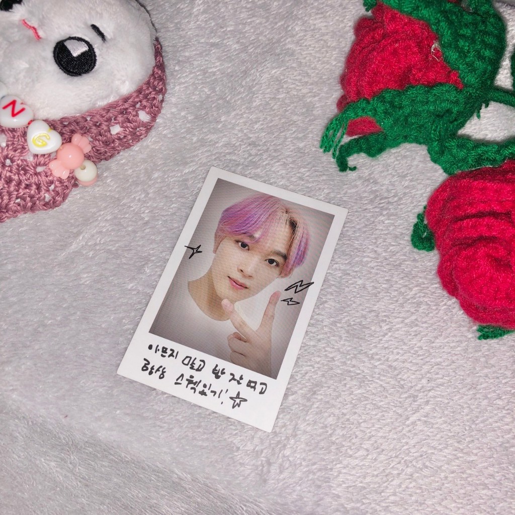 polaroid haechan nct dream exhibition dream vibe
