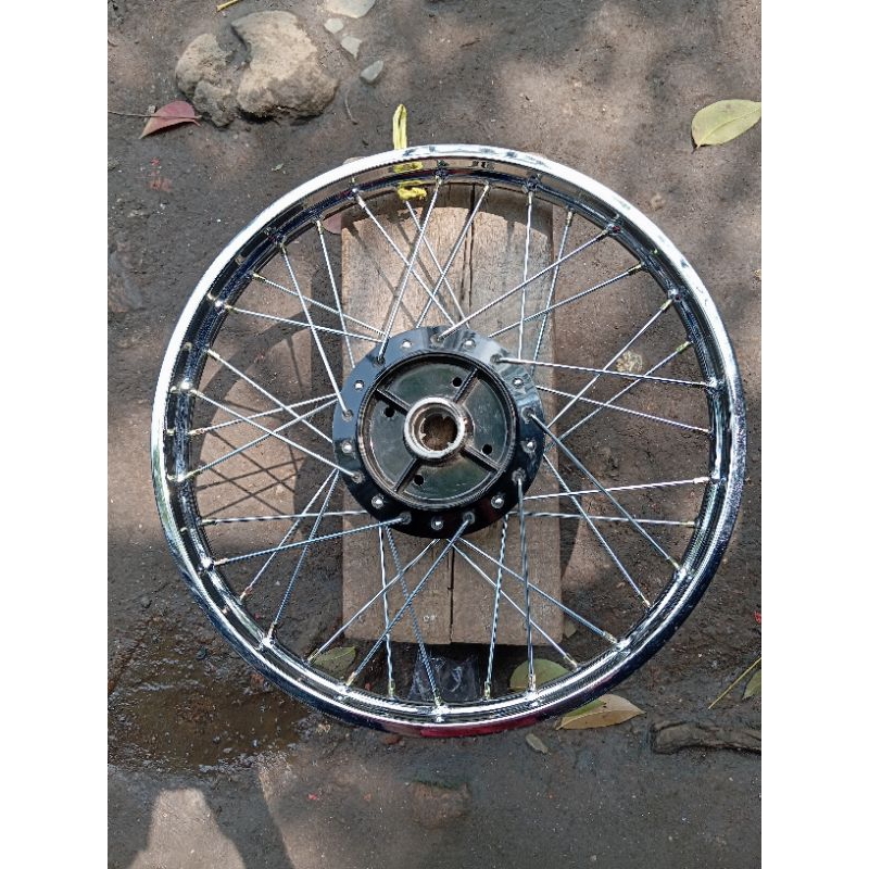 velg bagian belakang honda grand tromol baru AHM original jari jari baru cuma ring bekas
