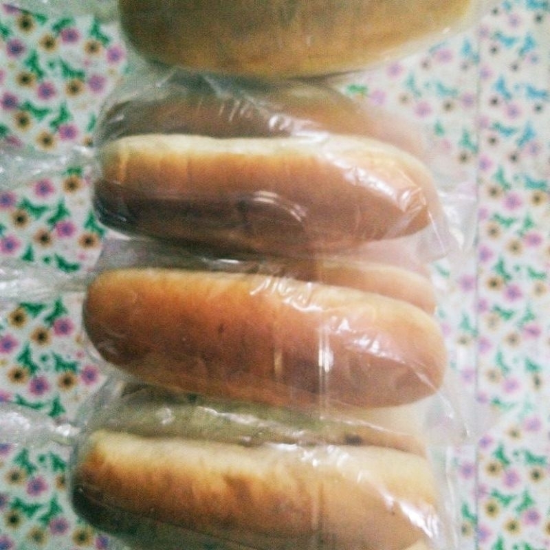 

Roti hotdog 14 cm harga 50 pcs(pesan pagi dikirim sore)