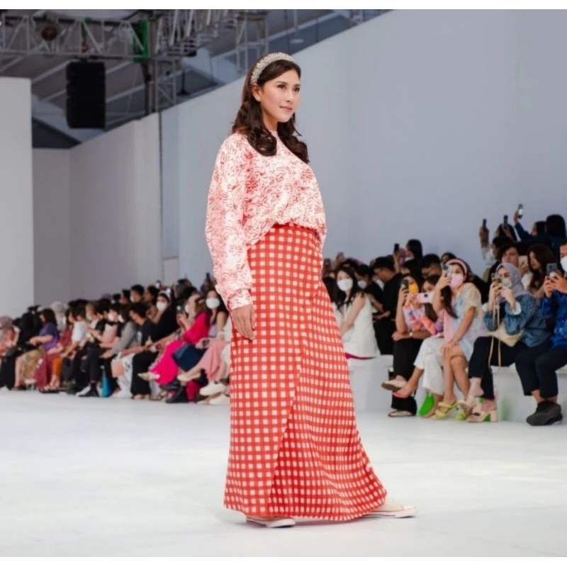 skirt patty red nadjani jfw