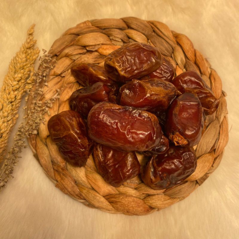 

Kurma mesir / kurma mesir kiloan / oleh oleh haji dan umroh