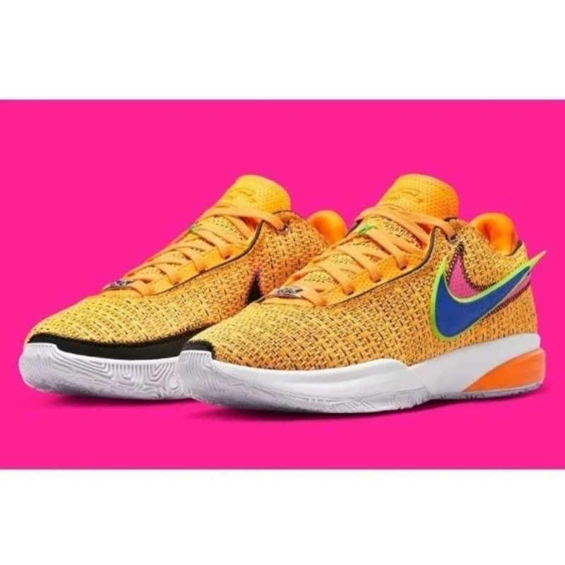sepatubasket lebron