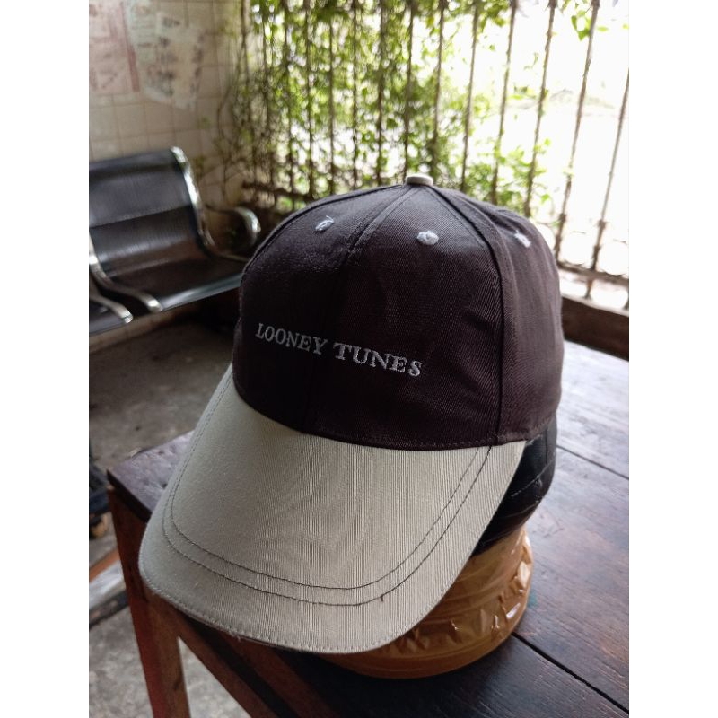 TOPI LOONEY TUNES SECOND BRAND