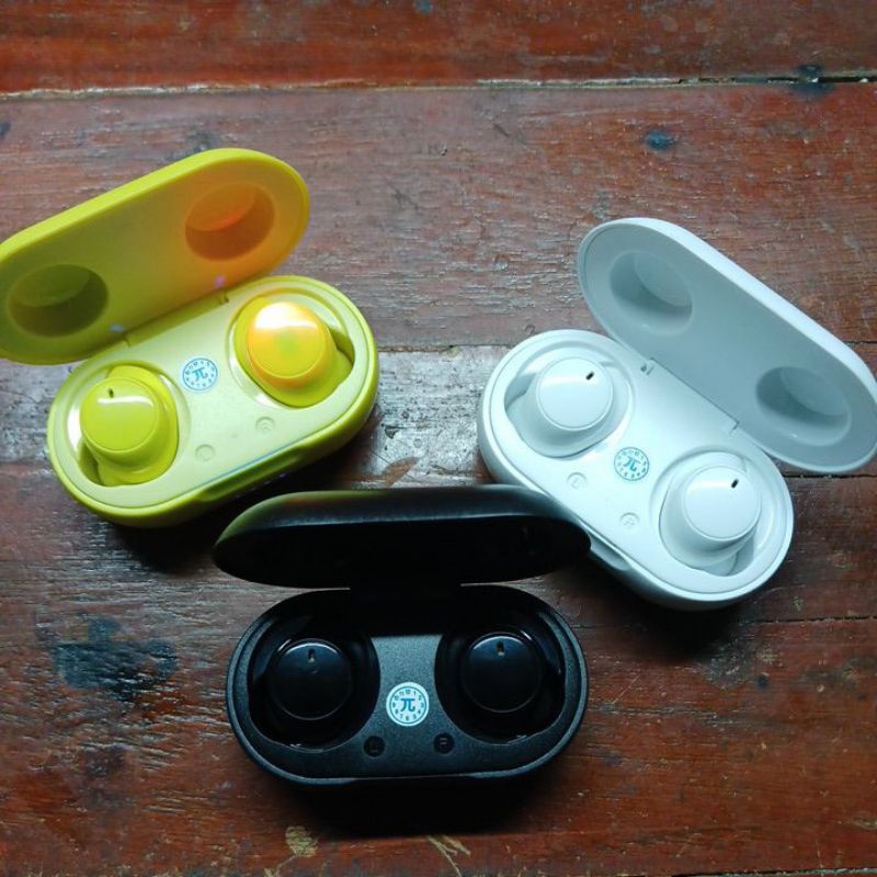 Samsung Buds