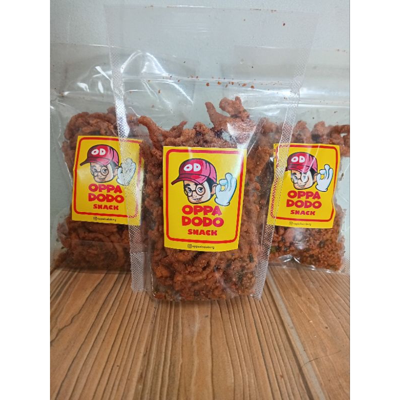 

Usus Chrispy pedas Daun Jeruk Sultan 150 Gram Grade A