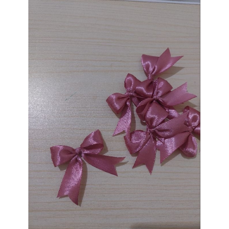 

PITA JADI bahan satin warna DUSTY PINK