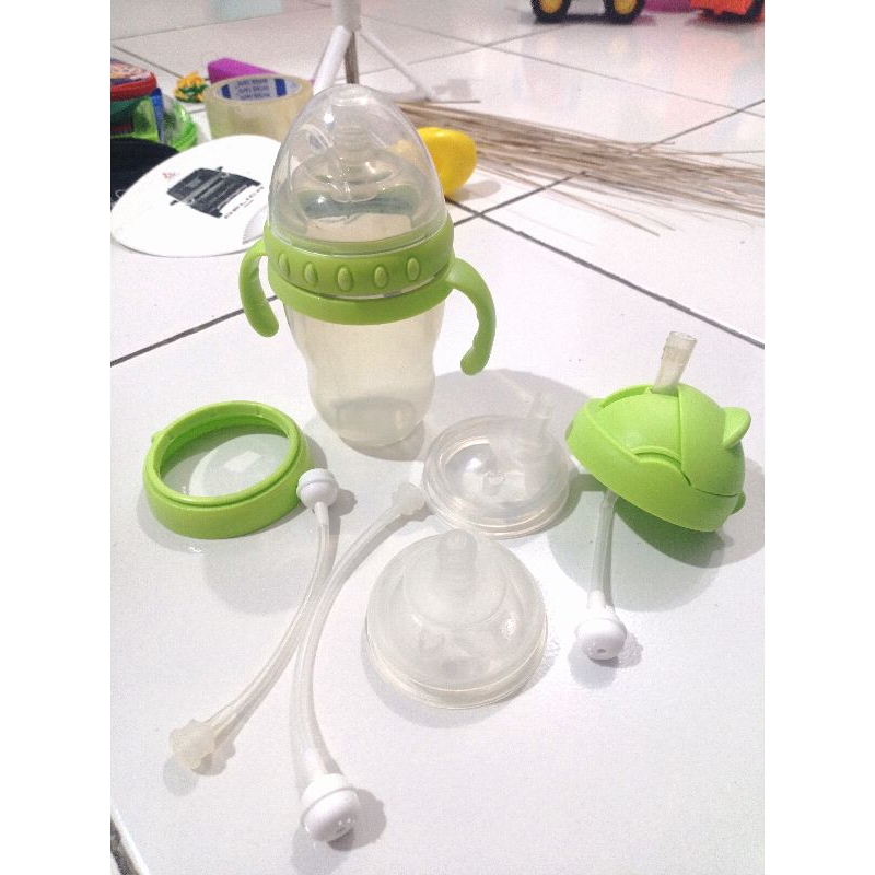 Botol Susu dot Piko Bello hijau lengkap dengan asesoris botol minum silicon anak bayi susu Momihomi 