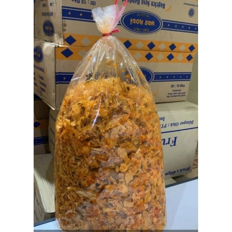 

kripik singkong/kriwil pedas 2 kg /ball