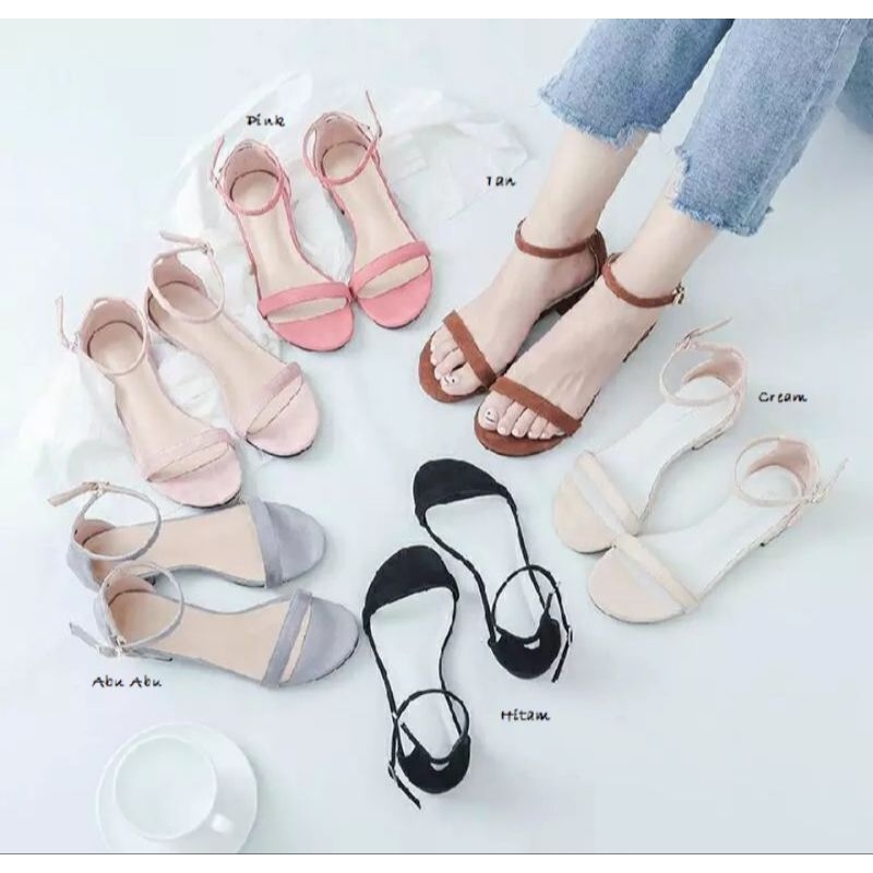 Sepatu sandal tali flat wanita