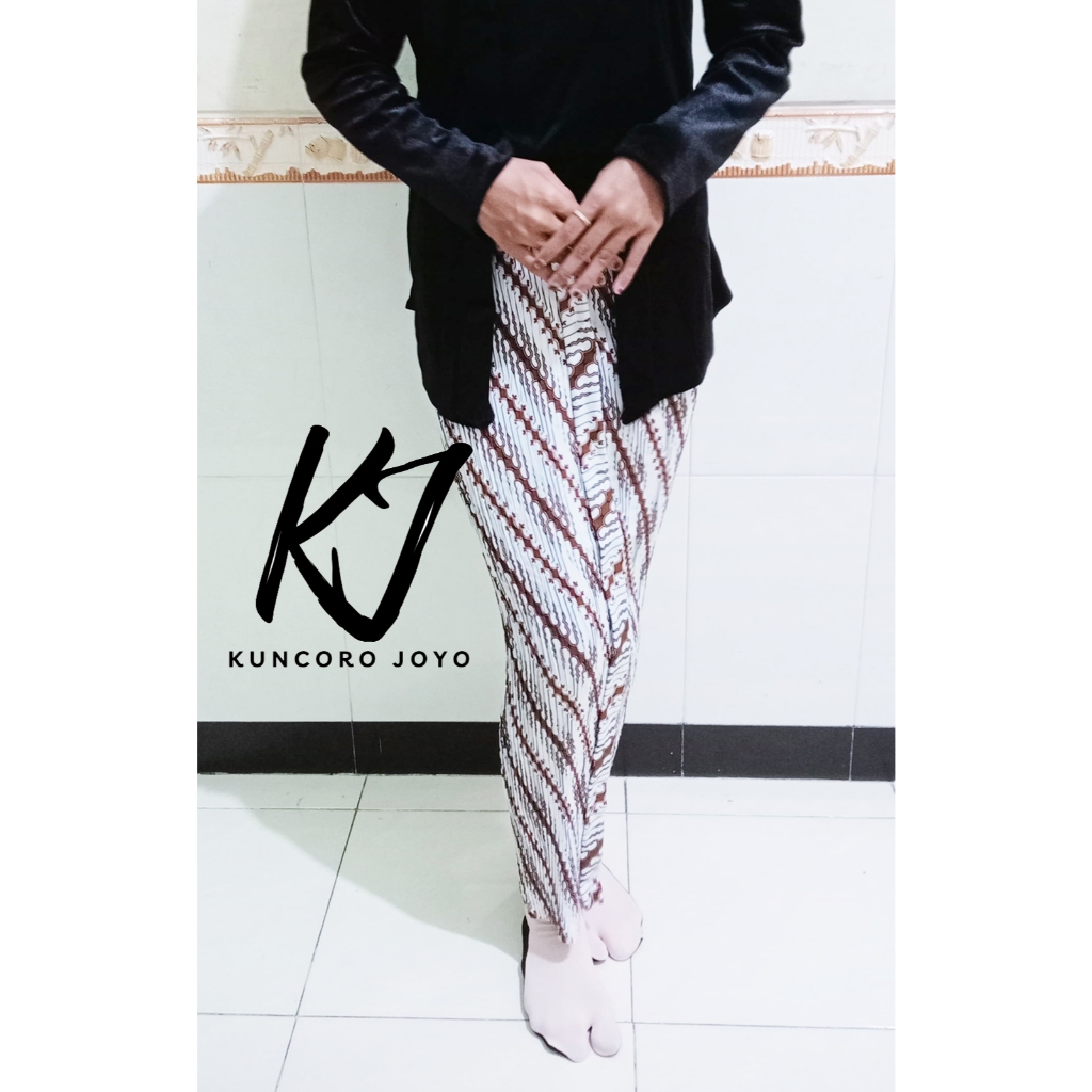 Rok Plisket Batik wiru / Rok Wisuda / Rok Kondangan / Parang putih/sidomulyo
