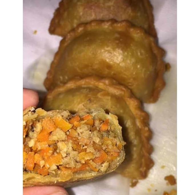 

FSASH SALE PASTEL DAGING PREMIUM isi 1 ukuran besar By roticoklatku