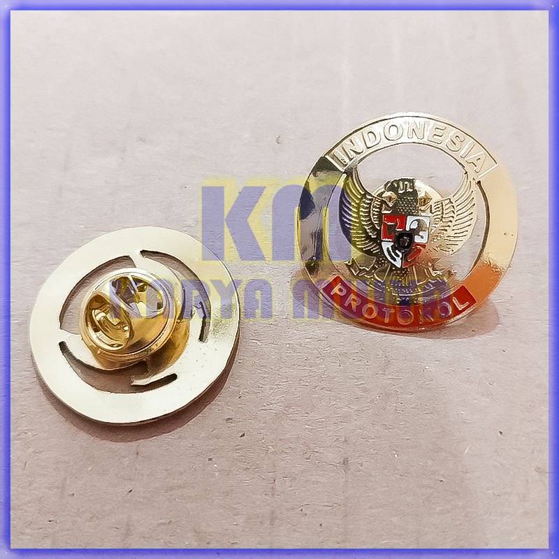 Pin Lencana Protokol Garuda Indonesia Model Bulat Pin Bross Protokol Garuda Warna Merah Murah - KM