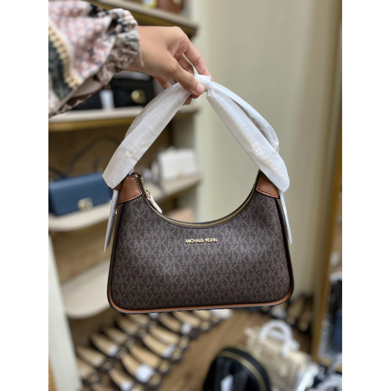 PELUNASAN MK wilma medium