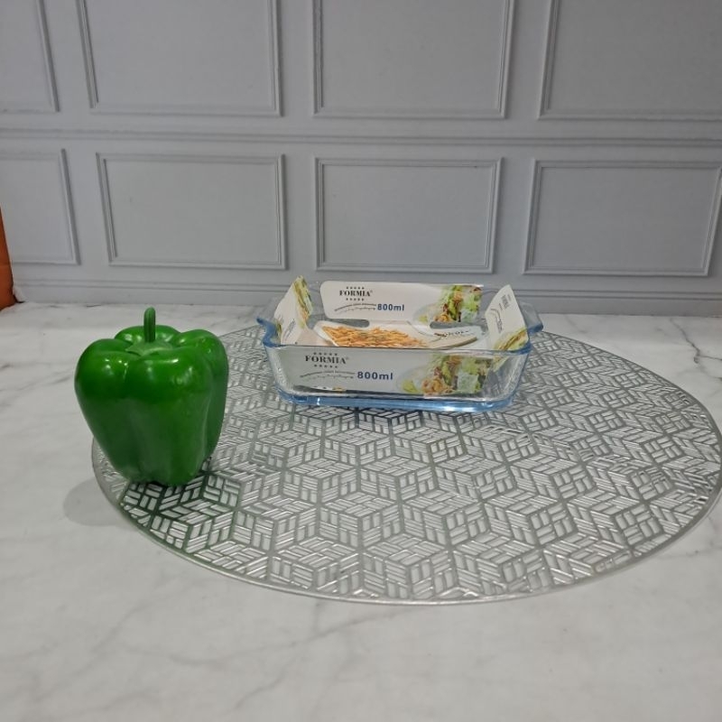 wadah saji makanan kaca persegi Formia bisa di suhu 450°C