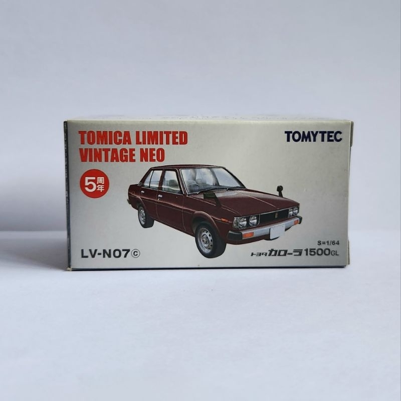 Tomica Limited Vintage Toyota Corolla DX 1500 GL Merah