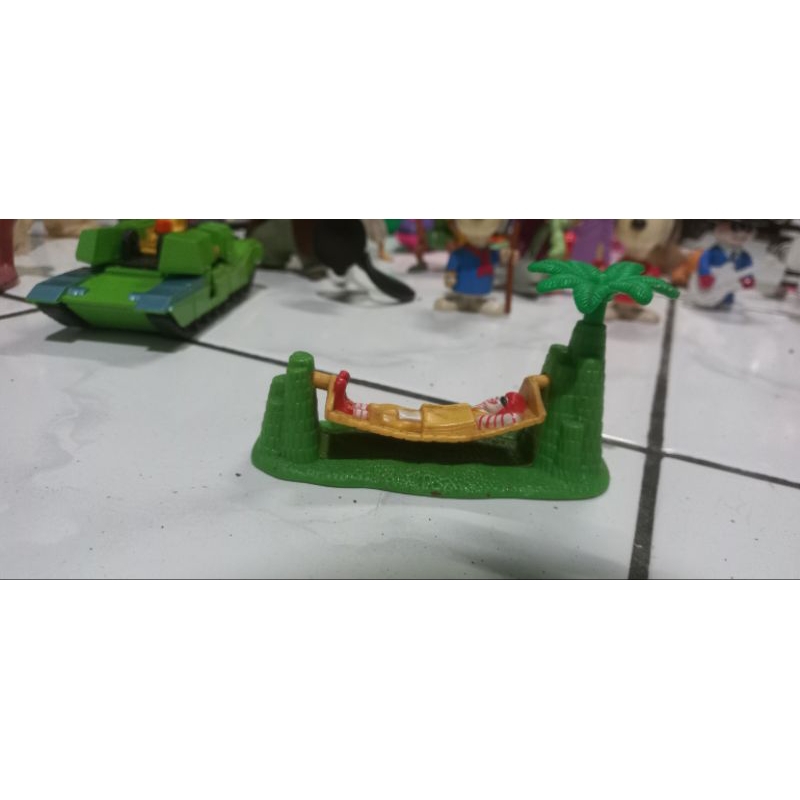 figur maskot ronald McD happy meal