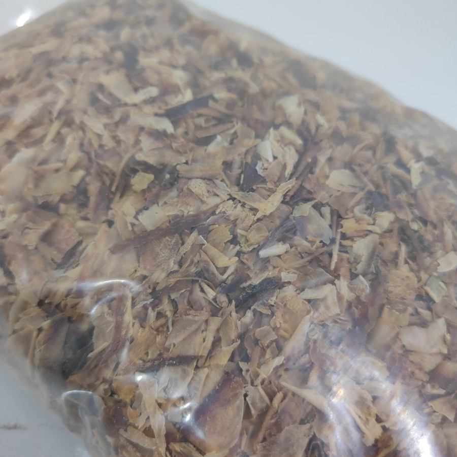 

Katsuobushi Bubuk Kasar 500gr - Katsuo Bushi Takoyaki Okonomiyaki Topping Sushi Onigiri