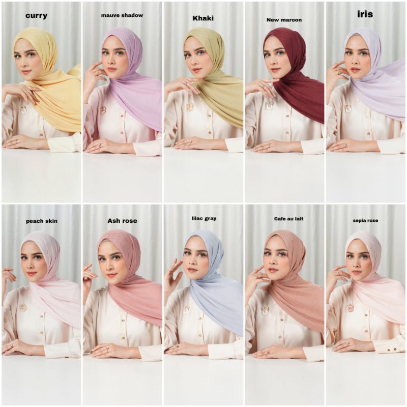 Buttonscarves Tapis Satin Jacquard Shawl New