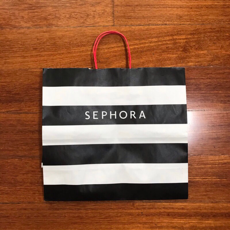 

PAPER BAG ORIGINAL [PRELOVED] PERNAH PAKAI