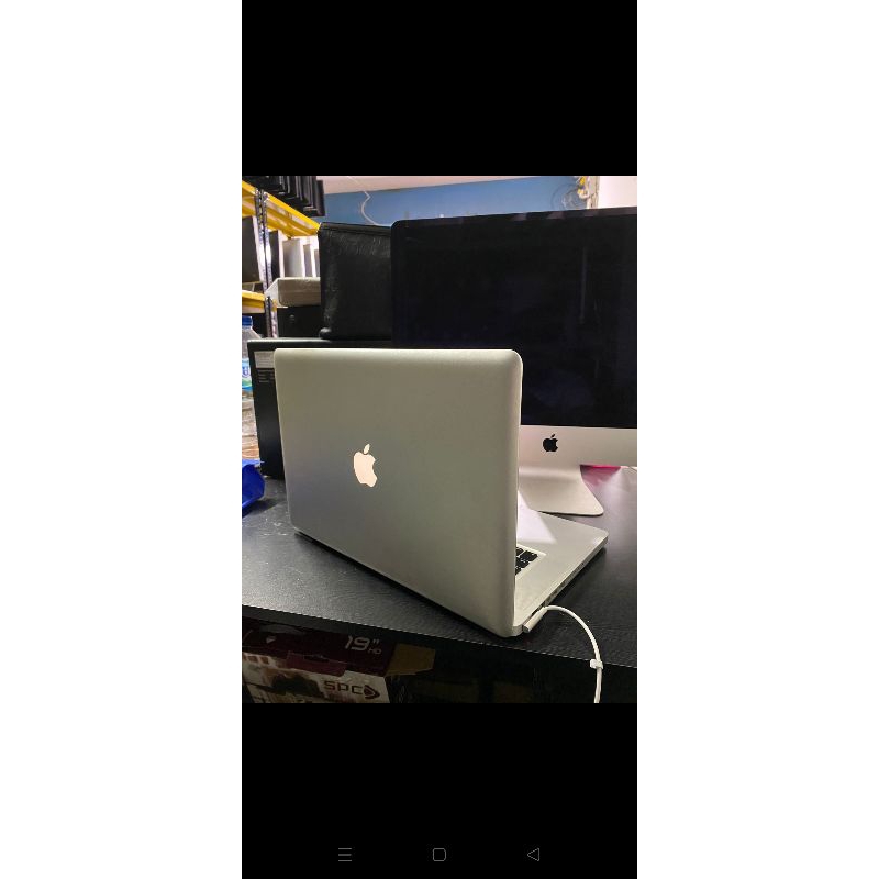 macbook pro i5 2010 15 inch 8gb HDD 500gb