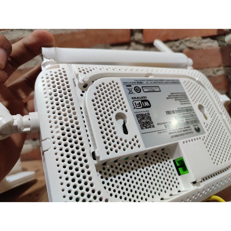 ONT HUAWEI HG8245W5-6T (PREMIUM)