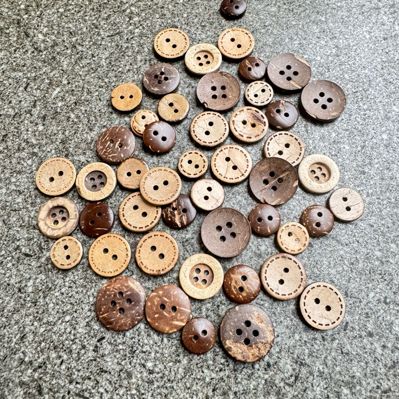 kancing batok kelapa,kancing batok,Button 24 pcs