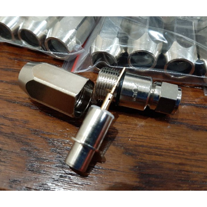 konektor F Yuri RG11 7C