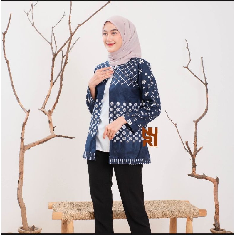 Baju Batik Wanita Modern Terbaru 2024 Atasan Batik Wanita Kekinian Model Bolero