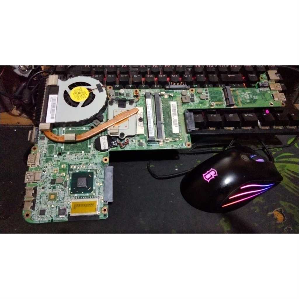 mainboard toshiba c840
